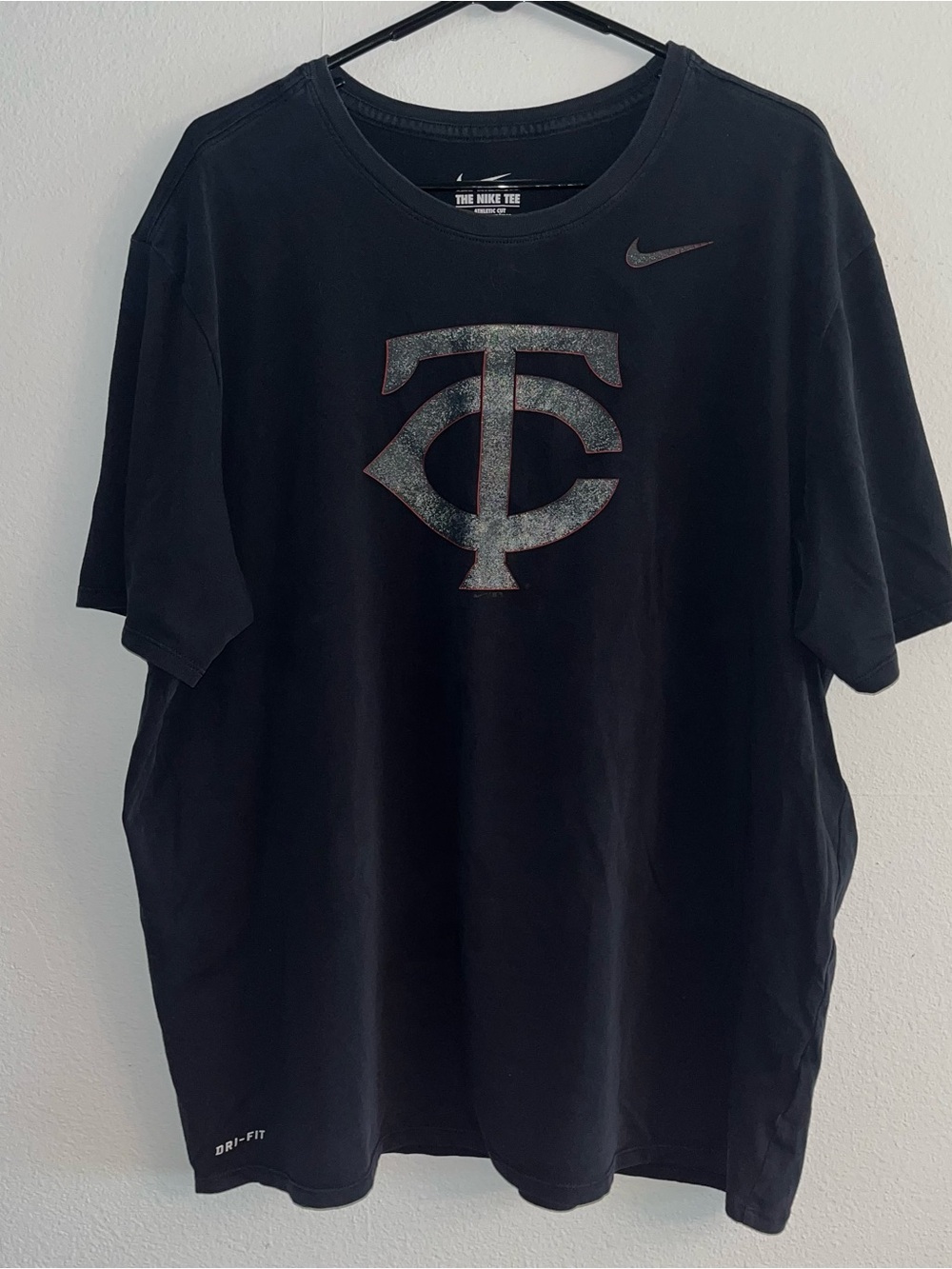 Nike Minnesota Twins baseball black tee with Logo Print